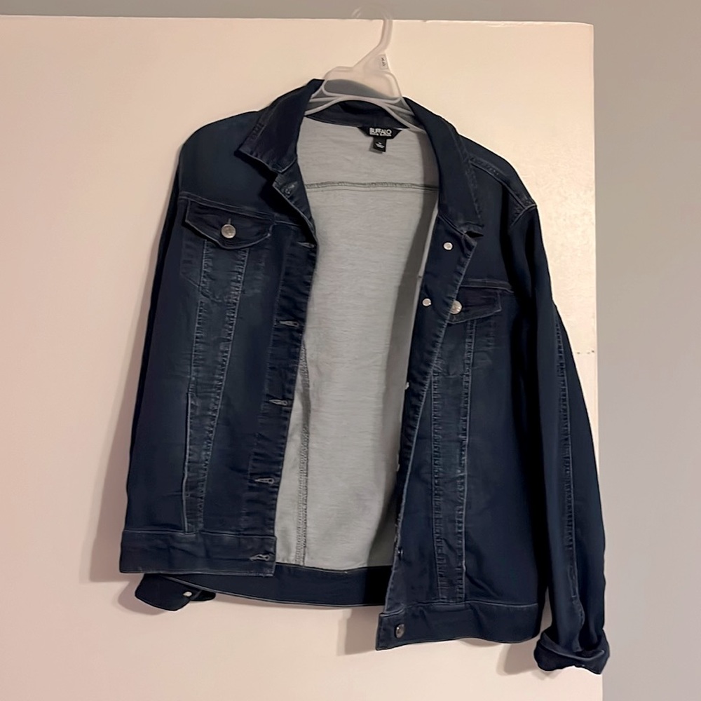 Light weight denim jacket. Only worn once! Ready to wear.